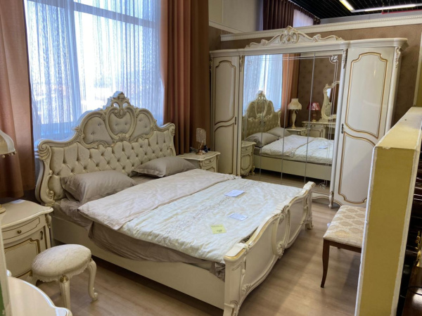 Комплект спальни Лорена DST беж (Кровать 1,8, тумба прикроватная - 2шт., туалетный стол с зеркалом, шкаф 6-и дверный) в Москве купить в интернет магазине - 5 Китов