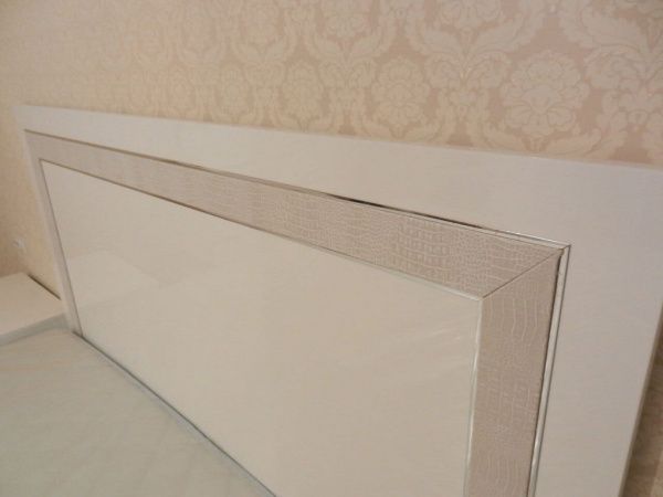Кровать с подъёмным механизмом 1,6*2,0 Венеция белая глянцевая в Москве купить в интернет магазине - 5 Китов