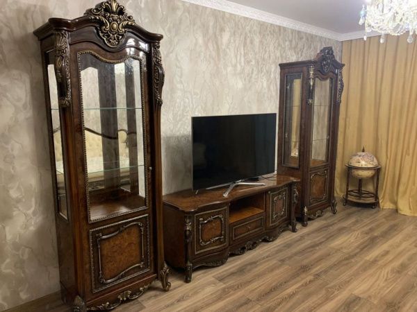 Витрина 1-дверная Джоконда (левая или правая), корень дуба глянец Эра в Москве купить в интернет магазине - 5 Китов