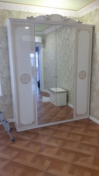 Шкаф 4-х дверный с зеркалами Грация белый с золотом в Москве купить в интернет магазине - 5 Китов