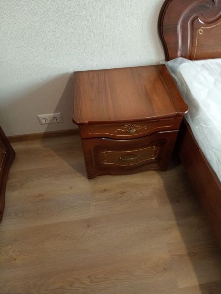 Комплект спальни Луиза 4 (кровать 1,6, тумба прикроватная 2шт., комод с зеркалом, шкаф 4-х дверный), орех в Москве купить в интернет магазине - 5 Китов