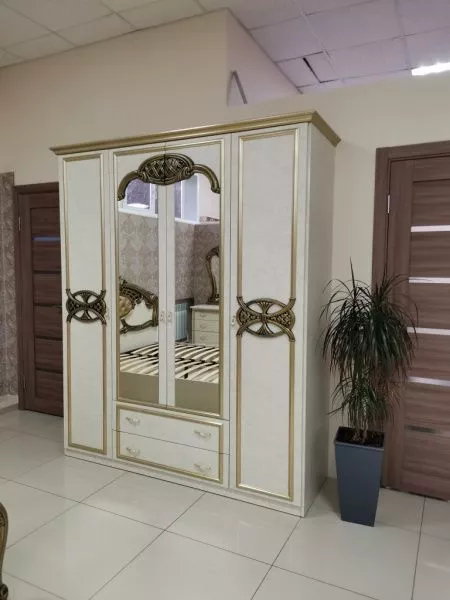 Комплект спальни Ольга беж золото (кровать 1,6, тумба прикроватная 2шт., комод с зеркалом, шкаф 4-х дверный) в Москве купить в интернет магазине - 5 Китов