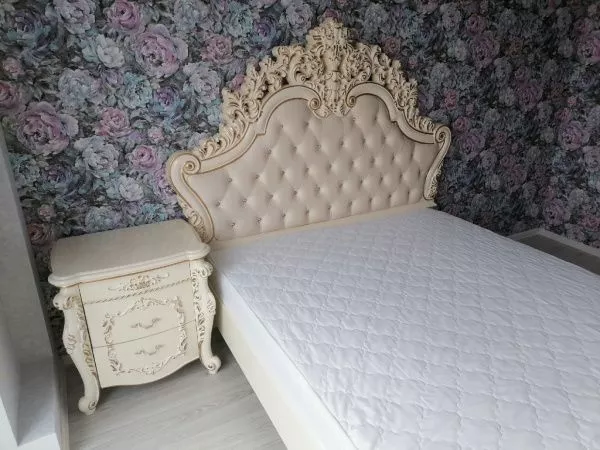 Комплект спальни Венеция Стайл (Style) АРД, крем (кровать 1,8, тумба прикроватная 2шт., туалетный столик с зерк, пуф, шкаф 6дв.) в Москве купить в интернет магазине - 5 Китов