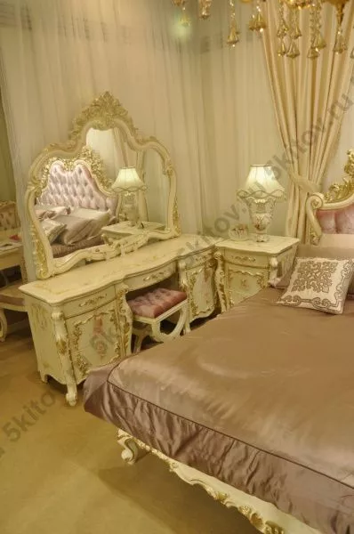 Комплект спальни София KRS (кровать 1,8м, 2 тумбы, комод высокий 5 ящиков) в Москве купить в интернет магазине - 5 Китов