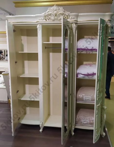Комплект спальни Венеция Классик, крем (кровать 1,6, тумба прикроватная 2шт., туалетный столик с зерк, пуф, шкаф 3дв.) в Москве купить в интернет магазине - 5 Китов