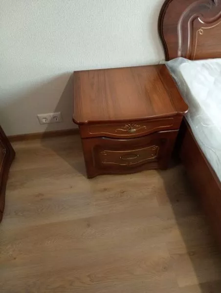 Комплект спальни Луиза 4 (кровать 1,6, тумба прикроватная 2шт., комод с зеркалом, шкаф 4-х дверный), орех в Москве купить в интернет магазине - 5 Китов