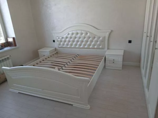 Кровать с мягким изголовьем 160*200 Венера, беж в Москве купить в интернет магазине - 5 Китов