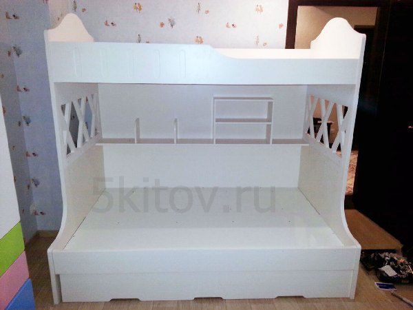 Комбинированная 3-х уровневая кровать с выдвижным ящиком  Арриго в Москве купить в интернет магазине - 5 Китов