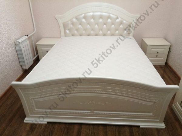 Кровать с мягким изголовьем (160*200) Венера, беж в Москве купить в интернет магазине - 5 Китов