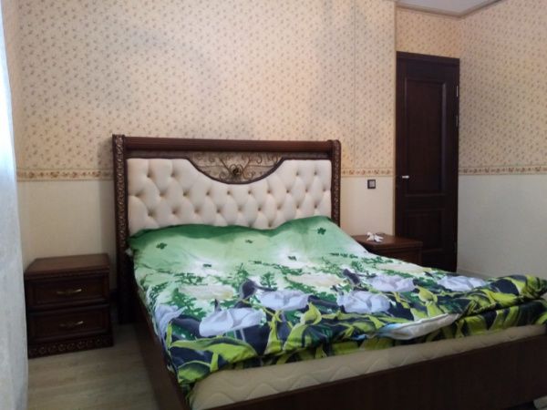 Кровать 1,6м Берта орех в Москве купить в интернет магазине - 5 Китов