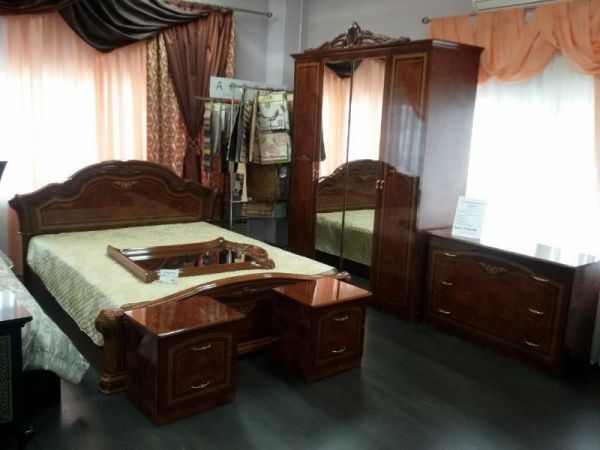 Кровать 1,6м Ирина орех глянец в Москве купить в интернет магазине - 5 Китов