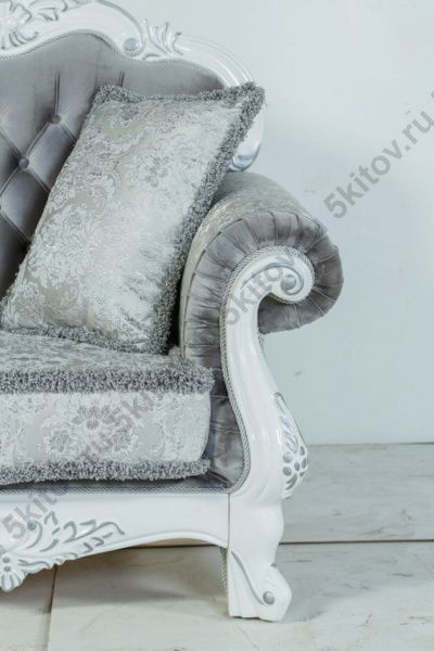 Диван трехместный раскладной Илона, белый с серебром в Москве купить в интернет магазине - 5 Китов