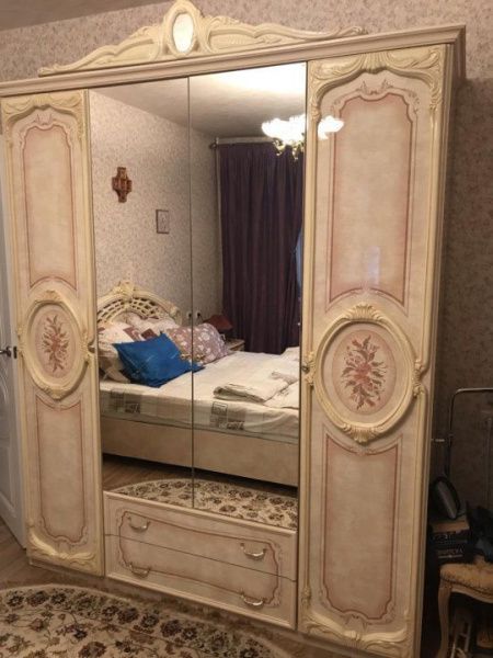Шкаф четырехдверный Роза, беж глянец в Москве купить в интернет магазине - 5 Китов