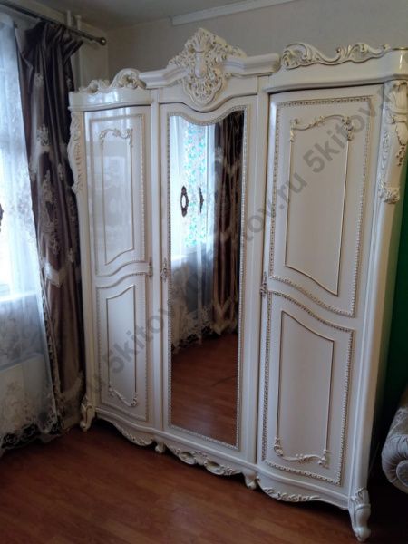 Шкаф 3-х дверный Джоконда люкс АРД, крем в Москве купить в интернет магазине - 5 Китов