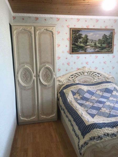 Шкаф 2-х дверный Роза, беж глянец в Москве купить в интернет магазине - 5 Китов