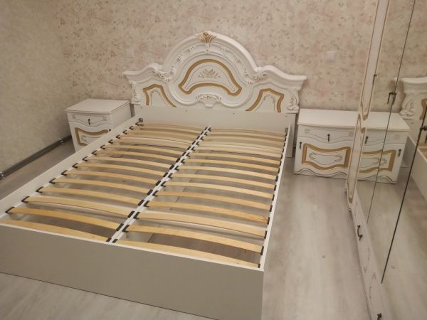 Комплект спальни Рим 5П, белый (кровать 1,6, тумба прикроватная-2шт., комод с зеркалом, шкаф 5-ти дверный) в Москве купить в интернет магазине - 5 Китов