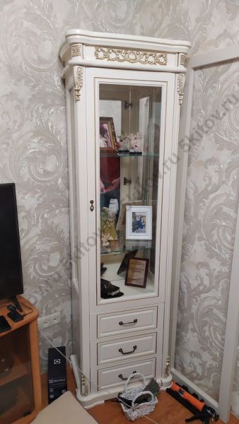 Комплект гостиной  Мадлен АРД, крем (витрина однодверная 2шт., тумба тв) в Москве купить в интернет магазине - 5 Китов