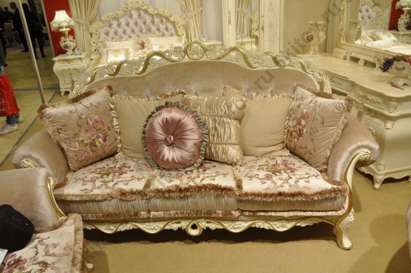 Мягкая мебель Венеция, слоновая кость+золото в Москве купить в интернет магазине - 5 Китов